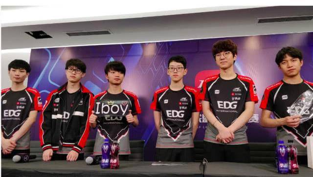 应英格兰联 应英格兰联